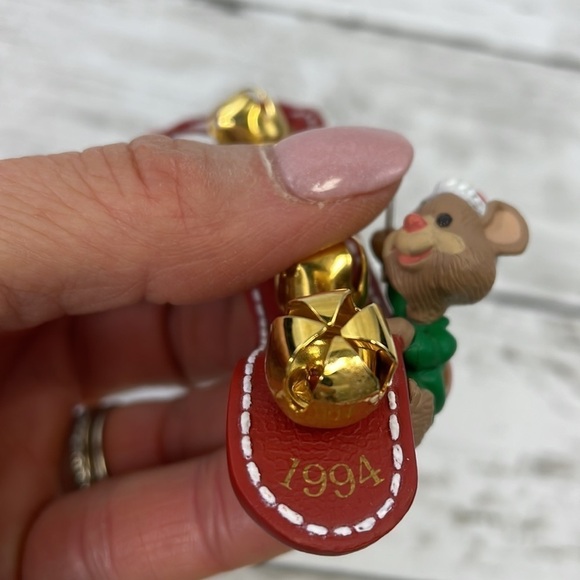 HALLMARK JUNGLE BELL BAND CHRISTMAS ORNAMENT VINTAGE 1994 - Picture 5 of 7